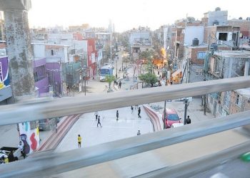 La Containera, un barrio urbanizado con muchos problemas