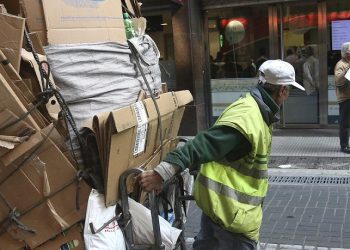 Entre 100 y 120 cartoneros podrán volver a recolectar residuos en la Ciudad