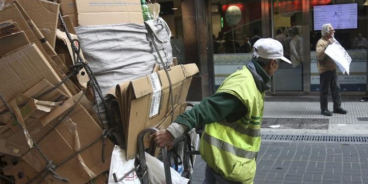 Entre 100 y 120 cartoneros podrán volver a recolectar residuos en la Ciudad