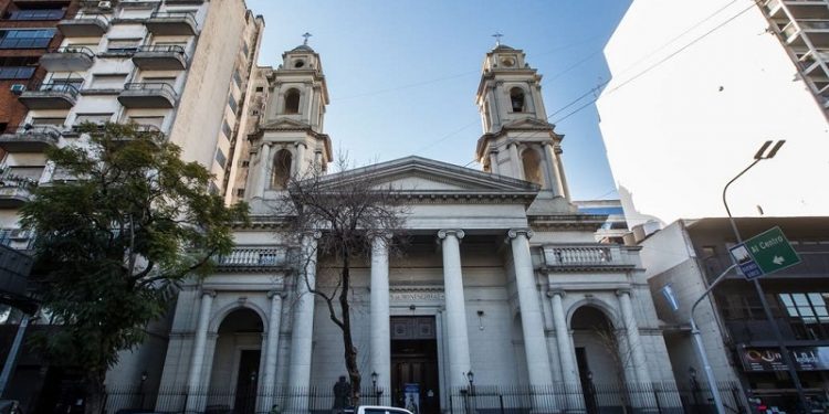 Iglesia de Montserrat: una joya colonial con más de 200 años de historia en ruinas