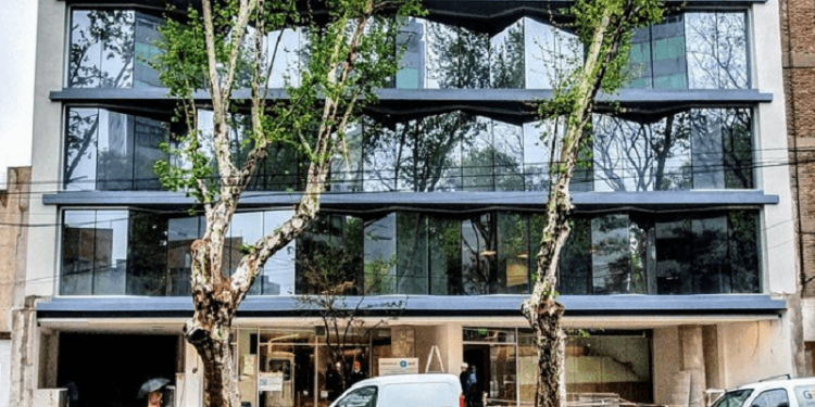 Un edificio de oficinas diseñado bajo las normas LEED Gold