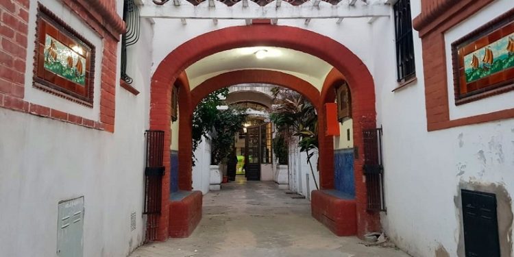 Rosario tiene un rincón mágico: el pasaje de la Unión Gremial atraviesa una manzana y su historia