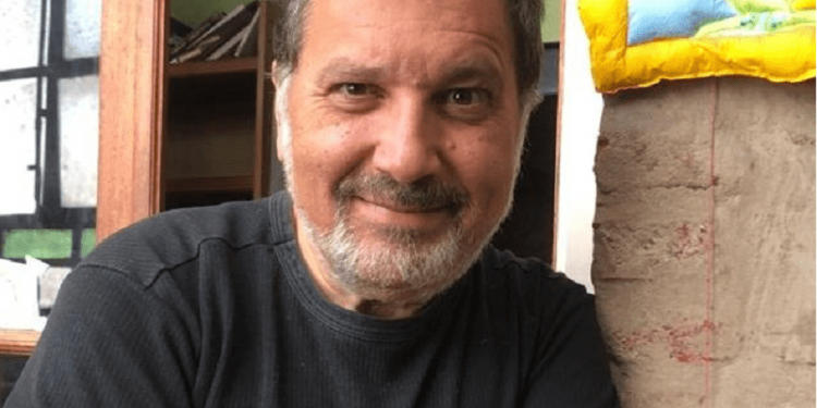 Porteños: entre el misticismo y la pandemia – Entrevista a Alejandro Agostinelli