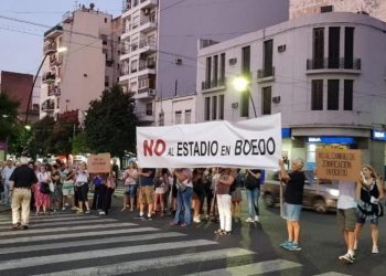 Boedo: movilización contra la construcción del estadio y la Ley de Rezonificación