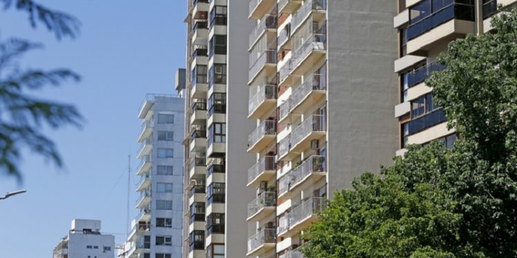 Hoy hay 2 permutas cada 10 ventas: qué es y cómo se hace el trueque inmobiliario