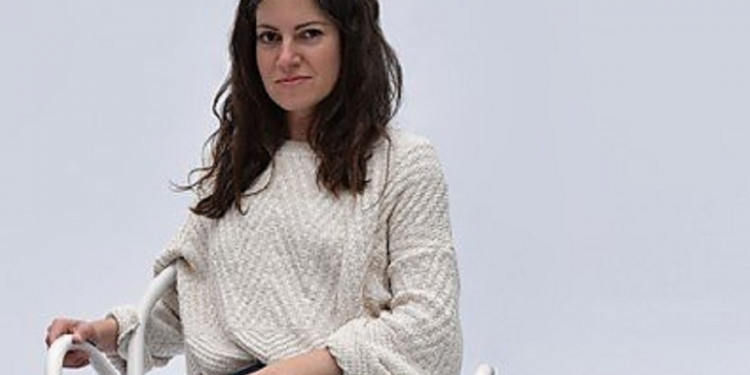 Homenaje a la silla más representativa de Mar del Plata –  Entrevista a Paz Cano