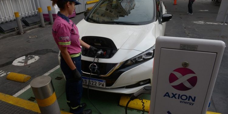 ¿Cuántos autos electrificados se vendieron en la Argentina en 2020?