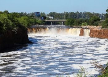 Primer gran obra en Rosario para estabilizar las cascadas del arroyo Saladillo