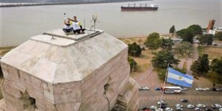 El nido del cóndor en el Monumento a la Bandera
