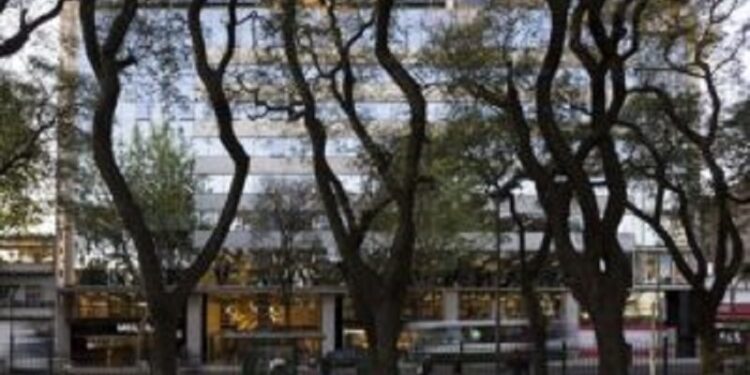 Parque Patricios reúne todos los requisitos para convertirse en una ciudad de cercanía