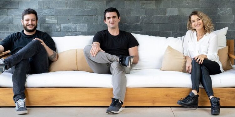 Renunciaron a un trabajo seguro, invirtieron US$5000 y ya desembarcaron en Brasil