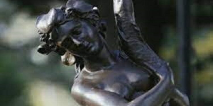 El Municipio realizó la denuncia penal por el robo de la escultura “Sirena”