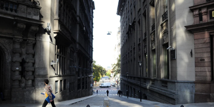 Ya hay reuniones de consorcio en el centro para transformar oficinas en viviendas