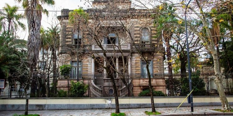 Palacio Ceci: la mansión donde trabajó y vivió una pasajera del Titanic