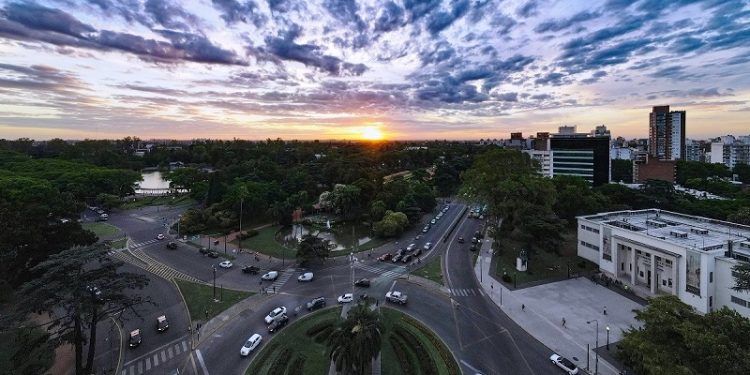 La movilidad comienza a reactivar la economía en Rosario