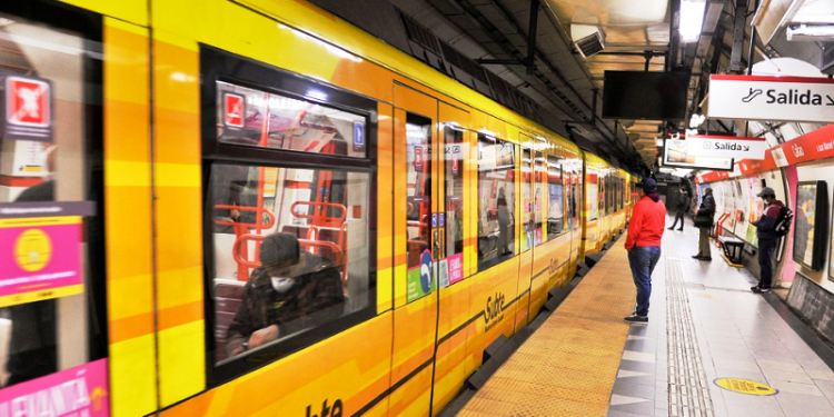 Se firmó el contrato que renueva la concesión del subte porteño por 12 años más