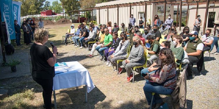 ACUMAR capacitó a integrantes de viveros municipales junto a CEAMSE