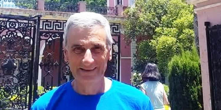 Presentan libro sobre la República de los Niños – Entrevista a Néstor Lázaro