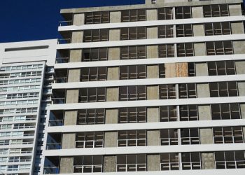 Más seguros y económicos, las razones por las que hay cada vez más edificios electrointensivos