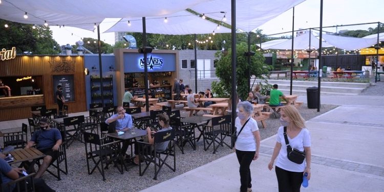 Nuevo patio gastronómico en Parque Patricios