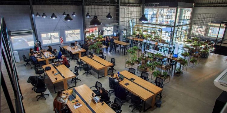 Con el home office, aumenta el furor de los espacios de coworking