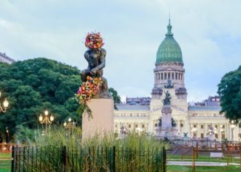 Monumentos con intervenciones artísticas