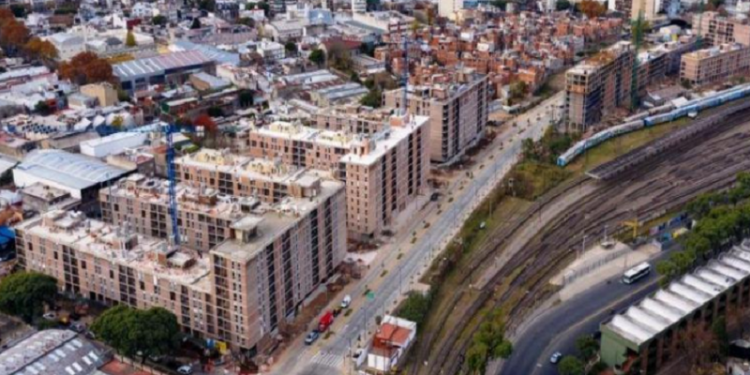 Construirán plazas en el barrio Playón de Chacarita
