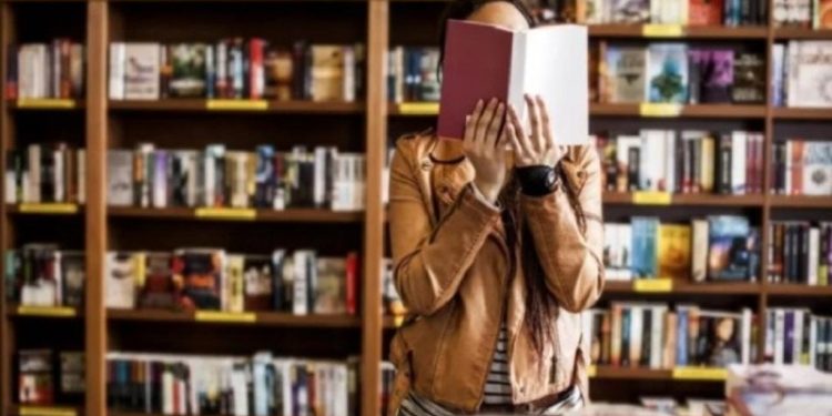 Editoriales rosarinas le buscan la vuelta a un negocio con inflación récord y falta de papel