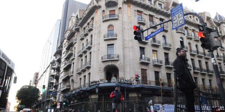 Confitería del Molino: pasado y presente de un símbolo urbano porteño