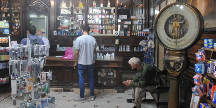 Ponen QR para conocer la historia de 30 edificios porteños