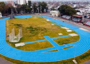 El Estadio Municipal tiene nueva pista de atletismo