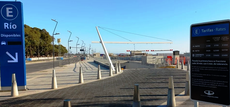 En el aeroparque porteño se abrió un estacionamiento subterráneo