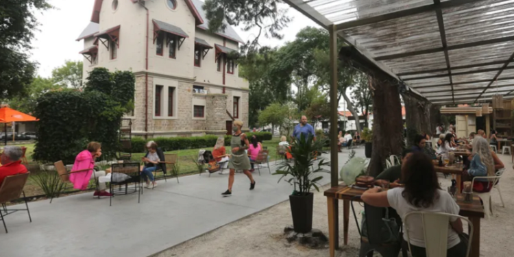 Edificios marplatenses salvados de la piqueta