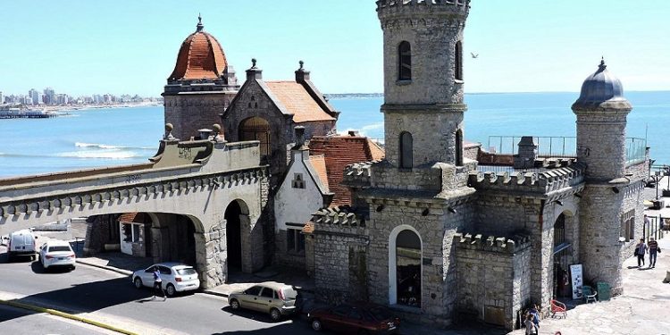 La historia del Torreón del Monje marplatense desde sus adentros