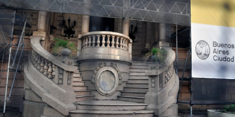 Un amparo por el Palacio Ceci