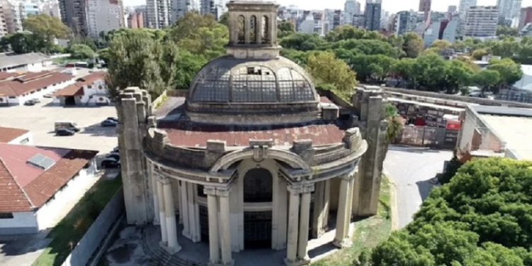 El Pabellón del Centenario sigue en estado de abandono
