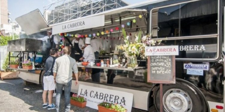 Lauría sobre los food trucks: “Le vienen bien a Mar del Plata, porque generan trabajo”