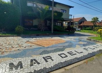 La casa que con su vereda homenajea a Mar del Plata a través del arte