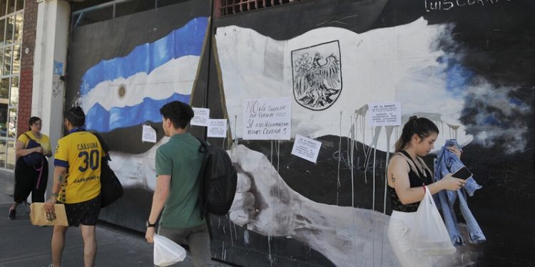 El GCBA subasta un edificio público de Balvanera pese a quejas vecinales