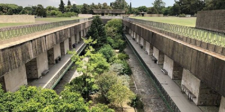 Quieren declarar como patrimonio cultural a los panteones subterráneos de Chacarita
