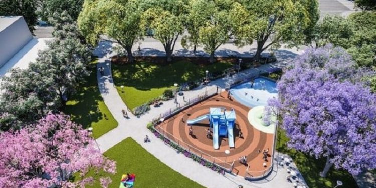 Proyectan nueva plaza y edificio en una vieja terminal de colectivos de Saavedra