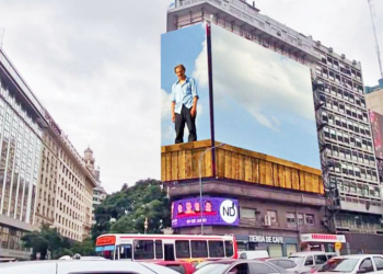 Una movida cultural busca revitalizar el microcentro porteño