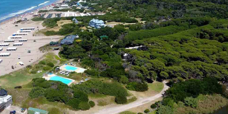 Aval para construcciones de 12 metros en la reserva forestal