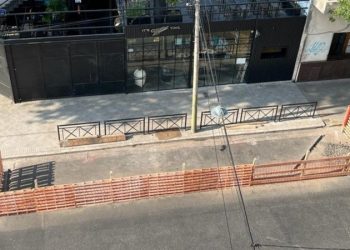 Polémica por las islas callejeras en Pichincha