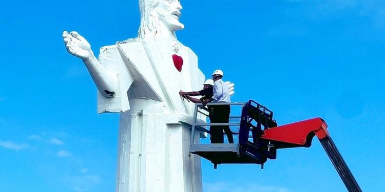 Avanza la finalización del monumento a San Salvador en el Puerto de Mar del Plata