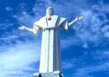 Avanza la finalización del monumento a San Salvador en el Puerto de Mar del Plata