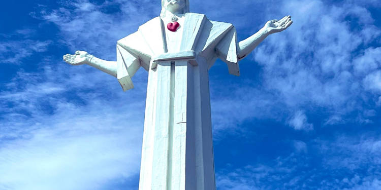 Avanza la finalización del monumento a San Salvador en el Puerto de Mar del Plata