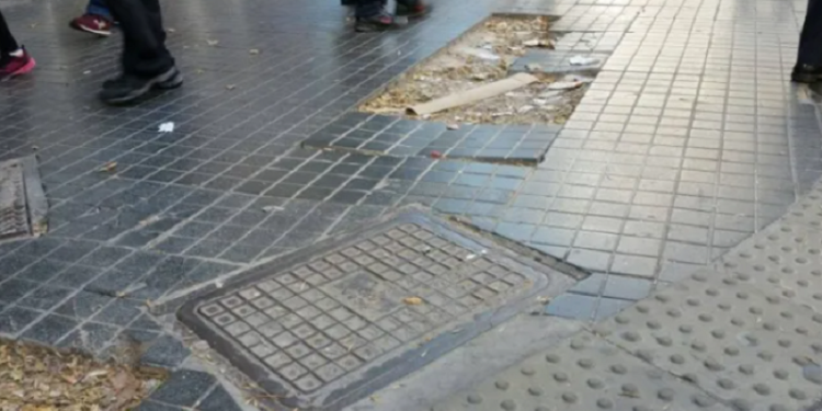 Rumbos Accesibilidad promueve una encuesta sobre accidentes en veredas porteñas