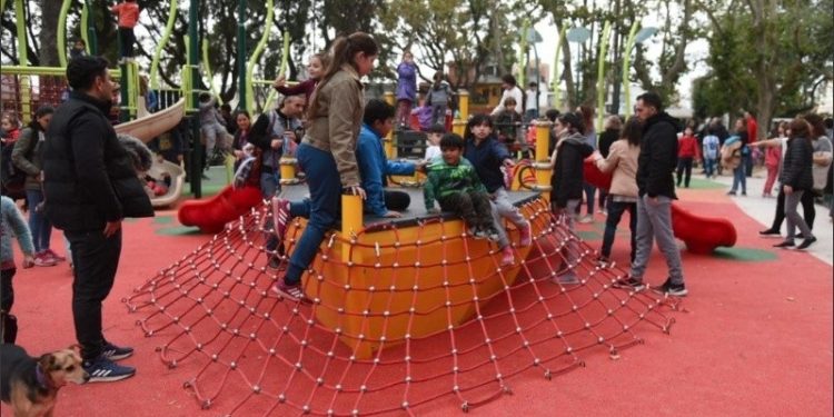 Siete plazas de Rosario con nuevo circuito de juegos