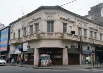 Calle San Luis quiere sacar a la luz sus tesoros escondidos